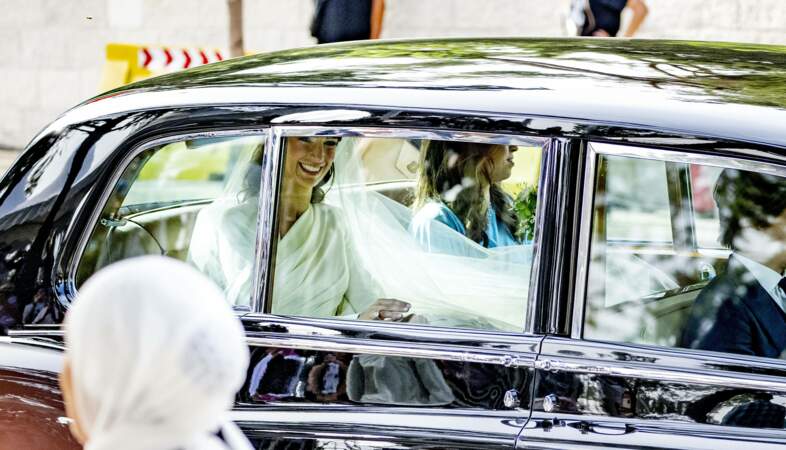 La jeune mariée, Rajwa al Saif - Les familles royales arrivent au mariage du prince Hussein de Jordanie et de Rajwa al Saif, au palais Zahran à Amman (Jordanie), le 1er juin 2023.