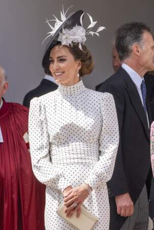Kate Middleton adore le motif à pois. Elle porte une robe de ce motif lors du service annuel de l'ordre de la jarretière à la chapelle St George du château de Windsor, le 19 juin 2023