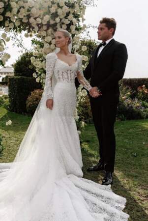 Mariage de Amelia Spencer, la nièce de Lady Diana et Greg Mallet en Afrique du Sud, le 10 mai 2023. Elle est vêtue d'une robe blanche signée Versace