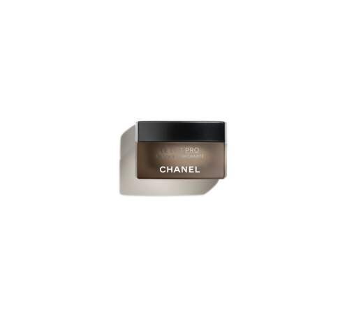 Le Lift Pro Masque uniformité, Chanel, 170€ les 50g disponible en avant-première dès le 1er Août 2023
sur chanel.com, dans les boutiques mode et dans boutiques Chanel Parfums Beauté