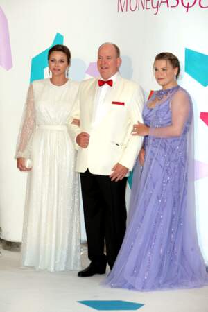 Charlene de Monaco, Albert II et Camille Gottlieb au 74e Gala de la Croix-Rouge Monégasque à la Salle des Etoiles ce samedi 29 juillet 2023