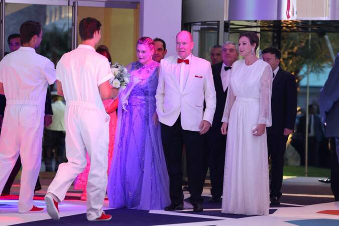 Camille Gottlieb, le prince Albert II de Monaco et la princesse Charlène de Monaco lors du 74ème Gala de la Croix-Rouge Monégasque