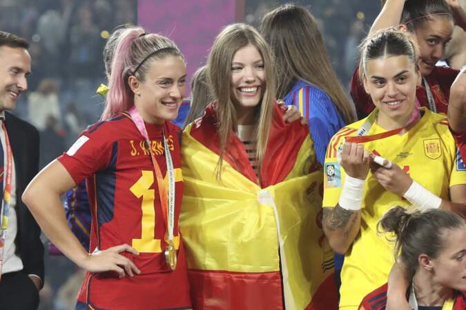 La princesse Sofia d'Espagne a passé du bon temps avec les joueuses qui ont remporté la finale de la Coupe du monde féminine de la FIFA au Stadium Australia à Sydney le 20 août 2023