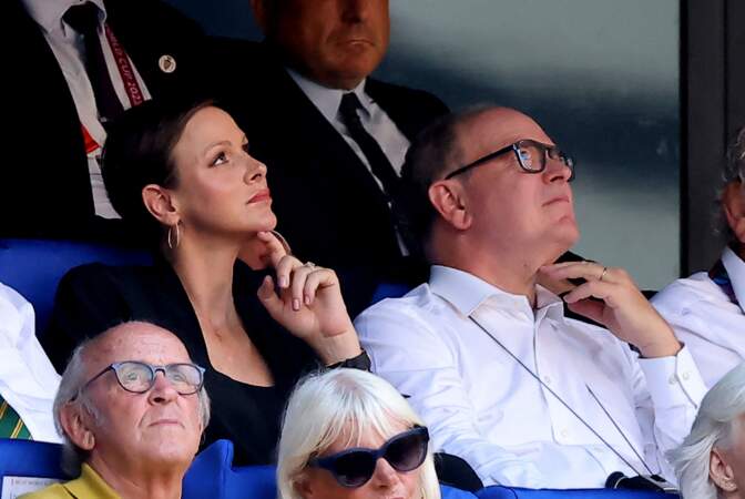 Albert II et Charlene avaient l'air concentrés tout au long du match qui opposait l'Afrique du Sud à l'Ecosse ce 10 septembre