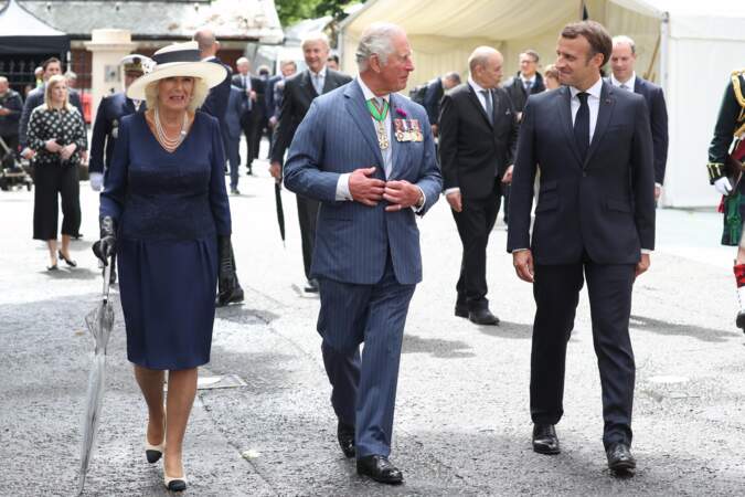 Charles et Camilla avec le président Macron le 18 juin 2020. 