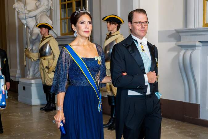 La princesse Mary de Danemark et le prince Daniel de Suède au dîner de gala pour le jubilé du roi Carl XVI Gustav de Suède
