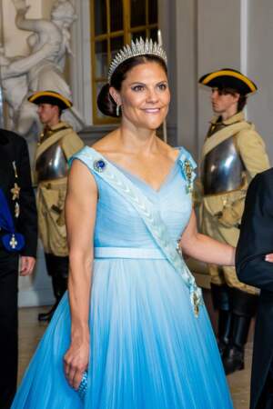 La princesse Victoria de Suède au dîner de gala pour le jubilé du roi Carl XVI Gustav de Suède au Palais royal de Stockholm