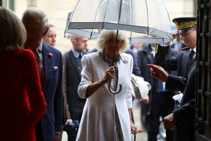 La reine Camilla arrive à la basilique de Saint-Denis, à Paris, ce jeudi 21 septembre 2023