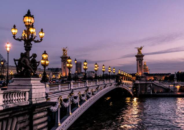 Paris, France (9 touristes par habitant)