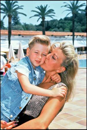 Jordy et sa maman, quand il n'était qu'un petit garçon, en 1994