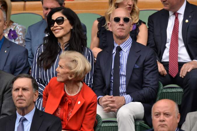 Jeff Bezos et Lauren Sanchez, ici au tournoi de Wimbledon le 14 juillet 2019 : un amour né du scandale