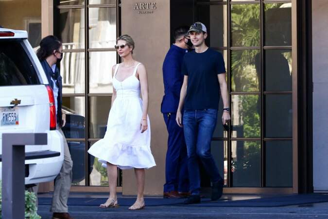 Ivanka Trump a opté pour une jolie robe à volant de couleur blanche