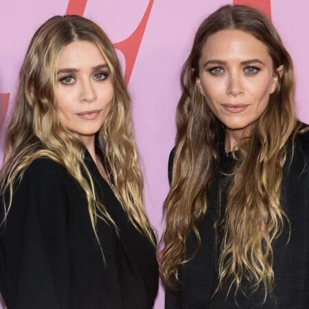 Ashley et Mary Kate Olsen: deux crinières, deux types de balayage