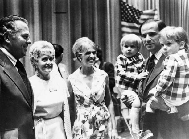 Joe Biden avec ses deux fils et Neilia, sa première épouse, en 1972