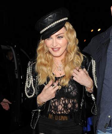 Madonna à une soirée privée Mert & Marcus: Works 2001-2014 au nightclub Mark dans le quartier de Mayfair à Londres, le 27 octobre 2016.