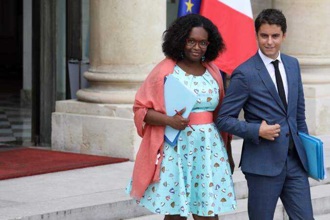 Sibeth Ndiaye et Gabriel Attal, à la sortie du Conseil des ministres, au palais de l'Élysée, le 19 juin 2019.