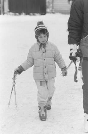 Zara Phillips, lors de vacances au ski en 1986. Elle a alors 5 ans. 