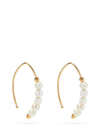Boucles d'oreille en or 14 carats à perles, 352€, Mizuki sur Matches Fashion