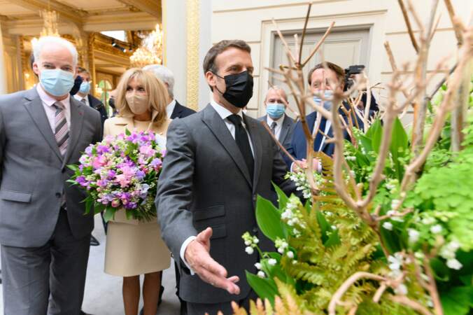 Brigitte Macron lors de la traditionnelle cérémonie de remise du muguet