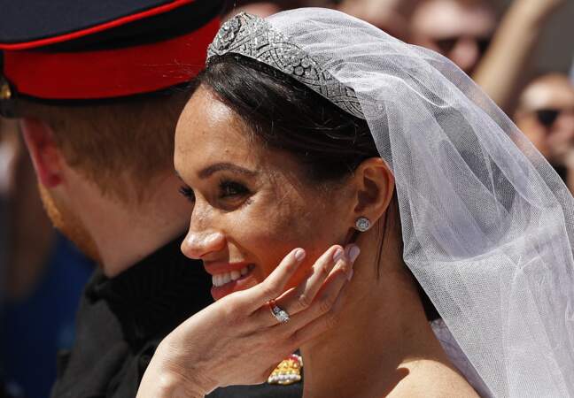 19 mai 2018 : Meghan, la duchesse de Sussex, dans le carrosse royal après la cérémonie de son mariage avec le prince Harry