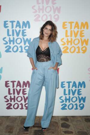 Laetitia Casta sensuelle au Etam Live Show, le 24 septembre 2019.