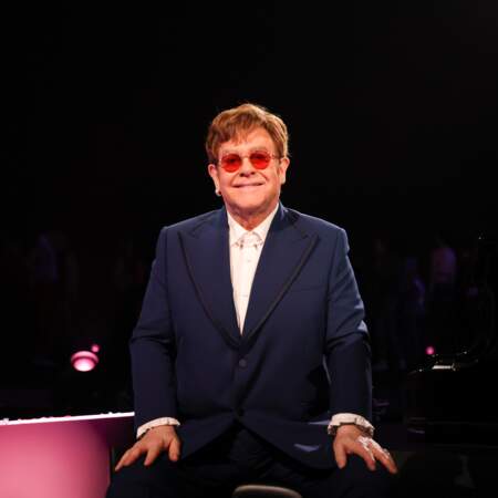Sir Elton John en tenue Gucci