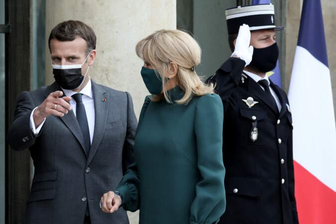 Emmanuel Macron et Brigitte Macron à Paris ce mercredi 12 mai 