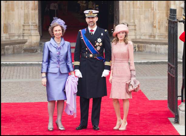 La robe rose pastel de Letizia d'Espagne au mariage de Kate Middleton le 29 avril 2011.