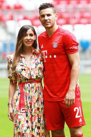 Lucas Hernandez et sa chérie Amelia en juillet 2019 à Munich. 