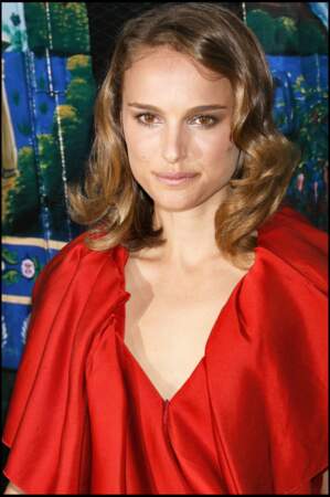 Natalie Portman en 2007 : un carré rétro et ondulé