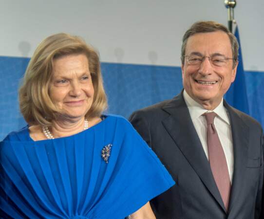 Serena Draghi sera aux côtés de son époux, le premier Ministre italien Mario Draghi, qui était auparavant gouverneur de la Banque Centrale Européenne