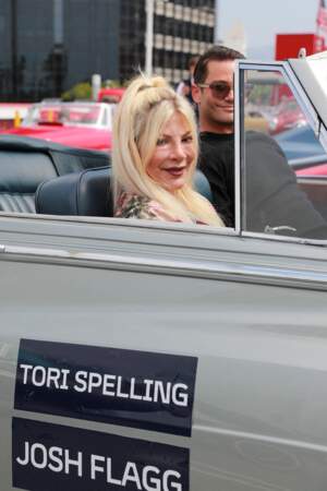 Tori Spelling a participé au rallye "Concours d'élégance", à Beverly Hills, ce 20 juin 2021. Son visage était méconnaissable. 