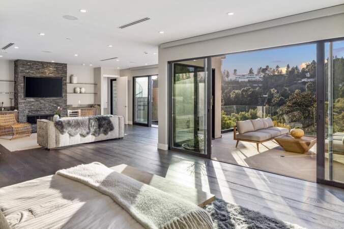 Brooklyn Beckham et Nicola Pelz viennent d'acheter une résidence secondaire d'une valeur de 10,5 millions de dollars 