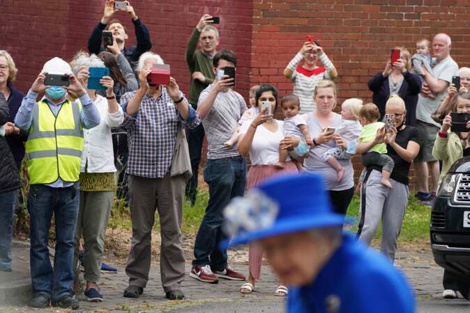 La visite de la reine Elisabeth II dans une communauté à Glasgow, le 30 juin 2021