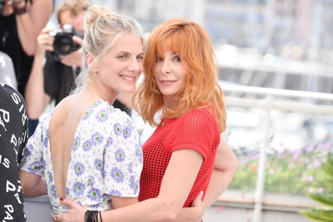 Mylène Farmer et Mélanie Laurent au photocall du 74ème festival international du film de Cannes, le 6 juillet 2021