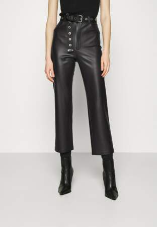  Pantalon classique en cuir, 44,95€ au lieu de 99,95€, Kendall + Kylie sur Zalando