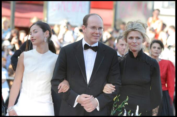 Le prince Albert à la montée des marches pour Fanfan la Tulipe au 56e Festival de Cannes 