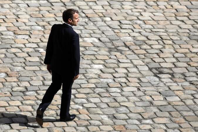 Emmanuel Macron lors de la cérémonie de passe d'armes aux Invalides à Paris, le 8 juillet 2021