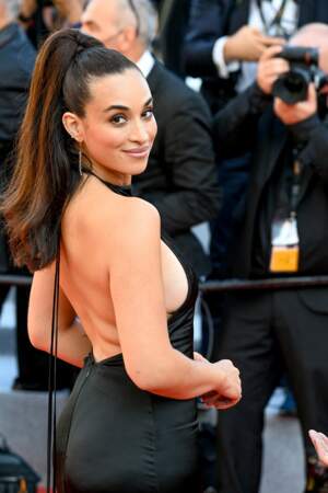 Camelia Jordan a opté pour une robe très sexy pour son passage sur le tapis rouge du Festival de Cannes ce 10 juillet 