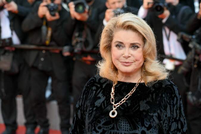 L'actrice de 77 ans a retrouvé le tapis rouge du Festival de Cannes après plus d'un an d'absence ce 10 juillet 
