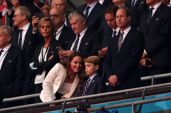 Kate Middleton soutient son équipe nationale en famille à la finale de l'Euro à Wembley, le 11 juillet 2021