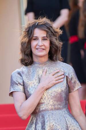 Valérie Lemercier émue par l'accueil réservé sur le tapis rouge du festival de Cannes.
