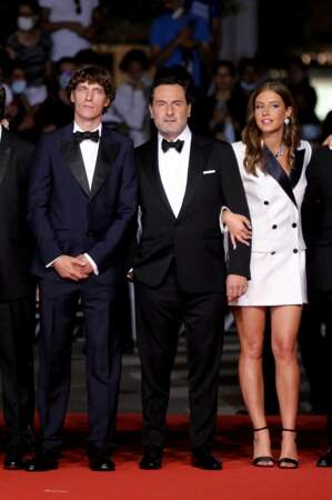 Cédric Jimenez, Gilles Lellouche et Adèle Exarchopoulos réunis pour la montée des marches du film "Bac Nord" lors du 74ème Festival International du Film de Cannes, le 12 juillet 2021