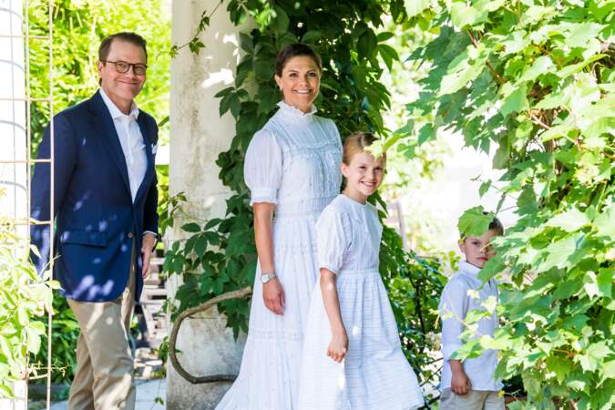 Une belle journée en famille pour la princesse Victoria de Suède, qui fête ses 44 ans, lors des célébrations de la fête de Victoria au palais de Solliden à Oeland, Suède, le 14 juillet 2021.