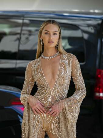 Cannes 2021 : Candice Swanepoel porte des diamants naturels signés Pomellato