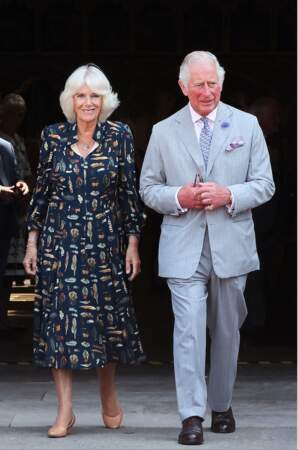 Lors de leur visite officielle dans le Devon, le prince Charles et son épouse Camilla Parker Bowles ont été accueillis chaleureusement par les habitants du Devon, le 19 juillet 2021