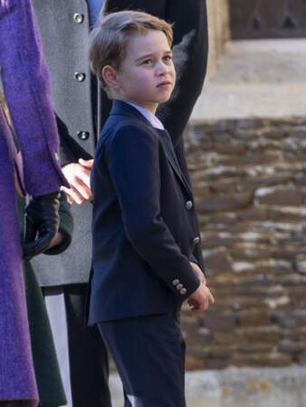 Le prince George fait la moue lors de la messe de Noël à Sandringham, en décembre 2019