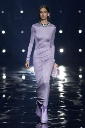 Le lilas règne en maître au défilé  Automne Hiver 2021-2022 de Givenchy