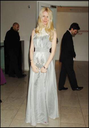 Claudia Schiffer une invitée angélique à la soirée organisée après les BAFTA Awards, à Londres, le 19 février 2006.