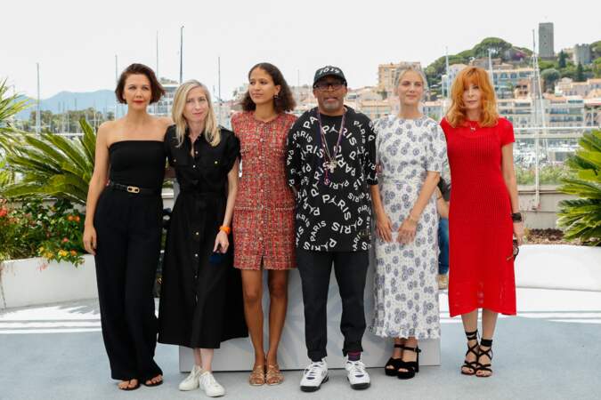 Mylène Farmer au photocall du jury officiel du 74ème festival international du film de Cannes le 6 juillet 2021